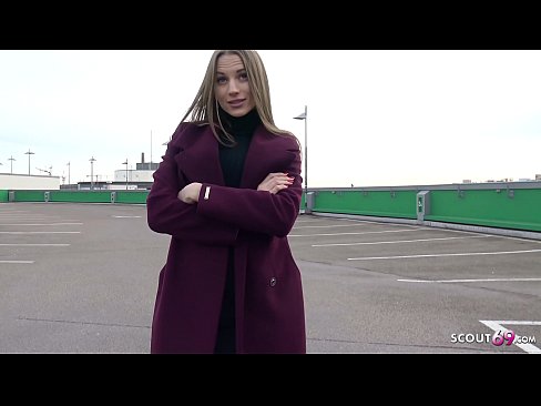 ❤️ VĀCU SKAUTS IR SAPNIS, PIESKARAS STEELE, AUTOSTĀVVIETA TELLTALE UN SEXY PAR NAUDU Porno video pie lv.porn-milf300.ru ❌️❤