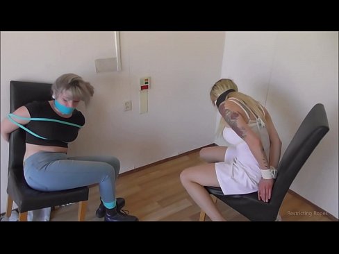 ❤️ Atkarīga / sasietas un ar aizliktām mutēm / damsel in distress Porno video pie lv.porn-milf300.ru ❌️❤